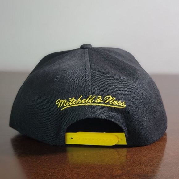 Mitchell & Ness NBA Golden State Warriors The City Bay 2022 Champions Hat Curry - Picture 6 of 11